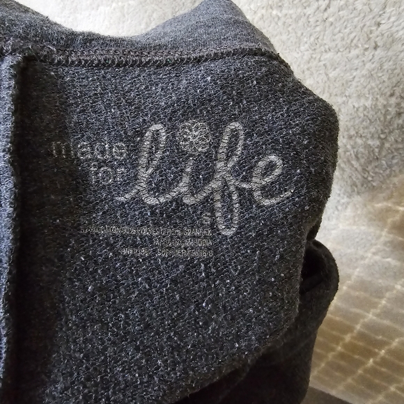 Green and Gray Sweatpants - Picture 5 of 5